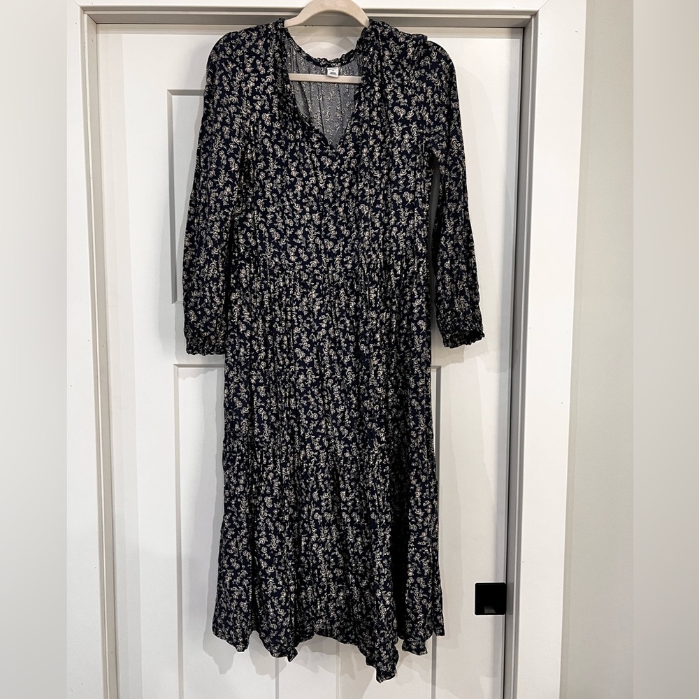 EUC old navy floral print midi dress